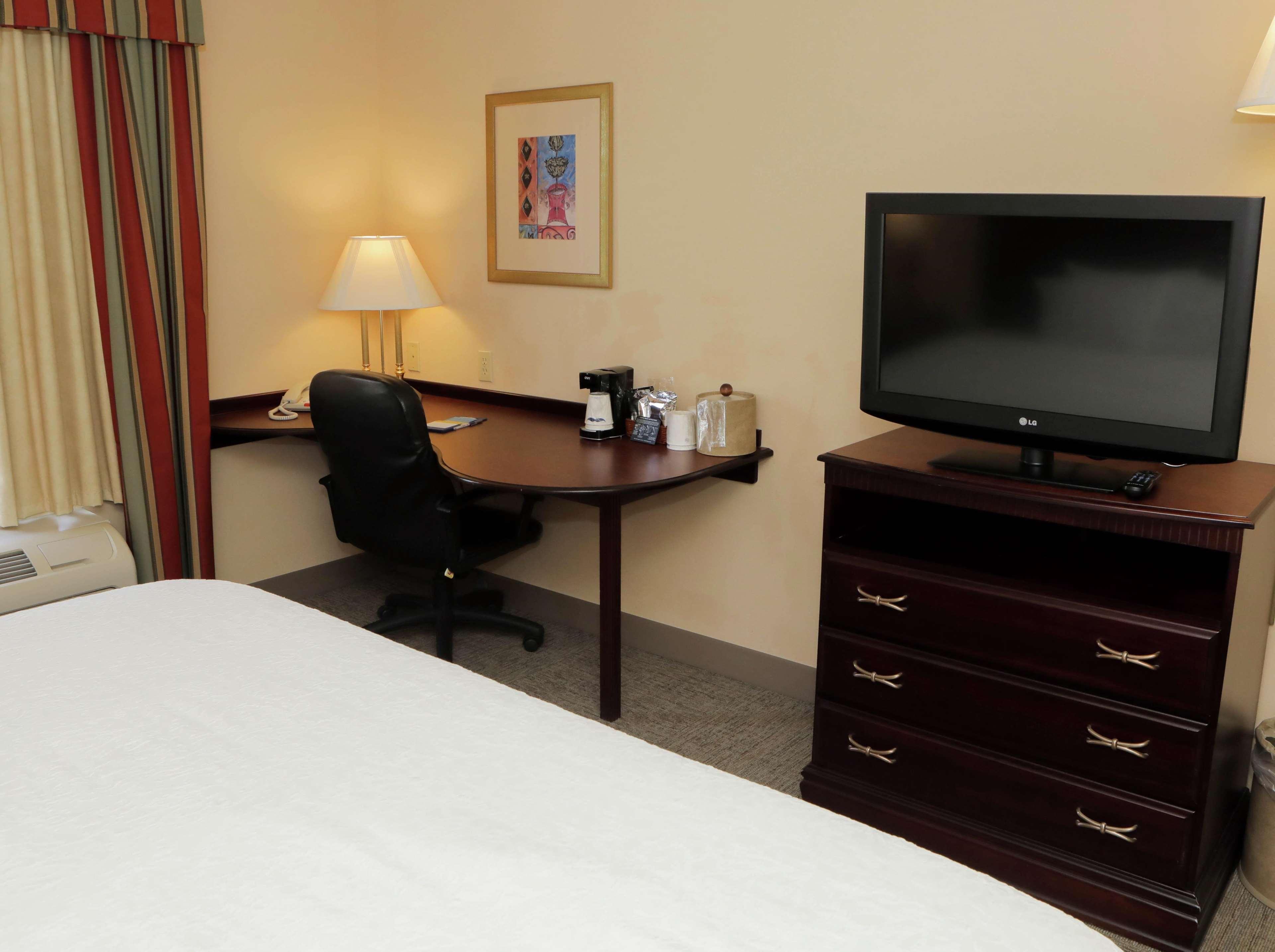 Hampton Inn By Hilton Clinton Kültér fotó