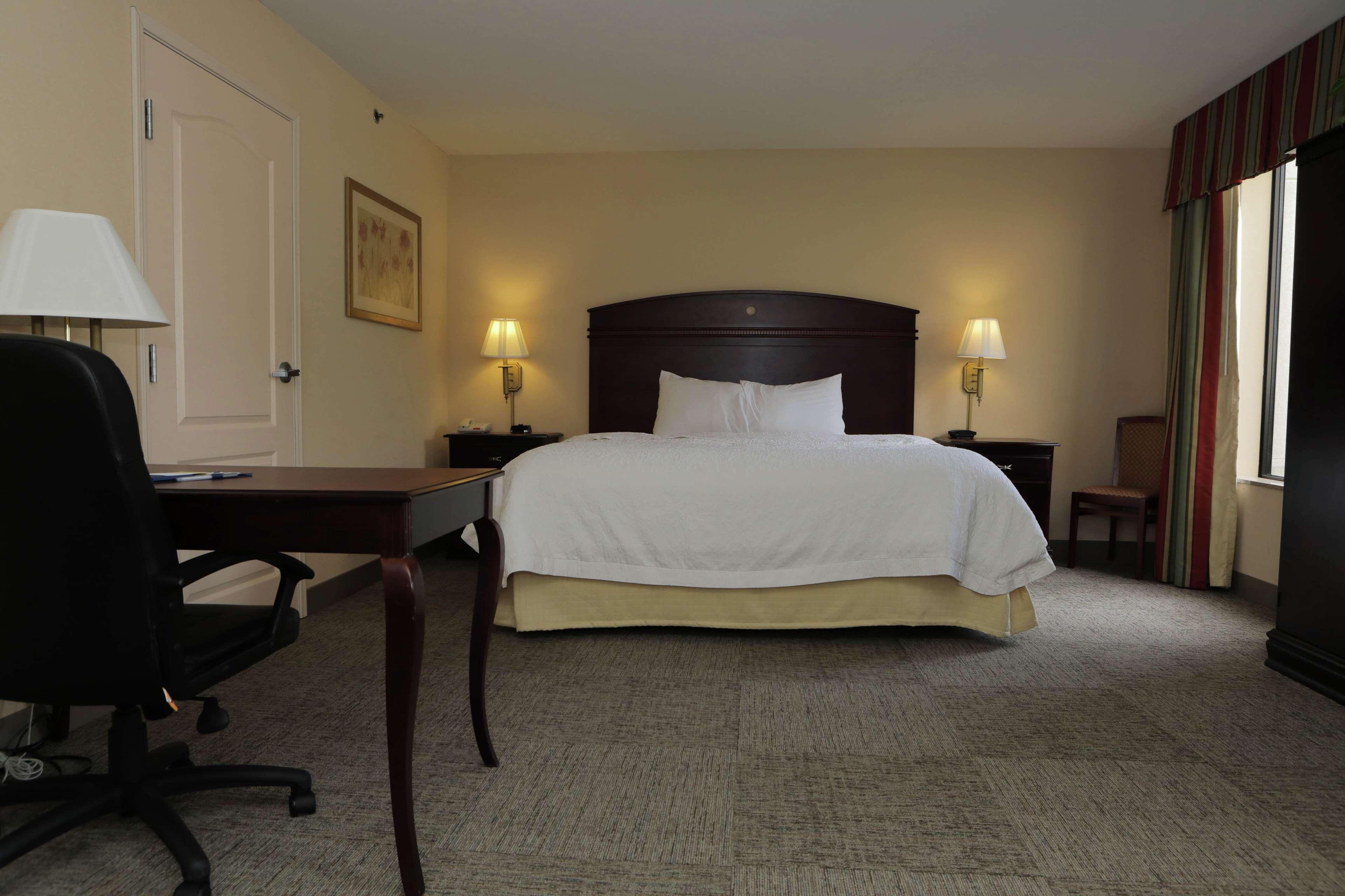 Hampton Inn By Hilton Clinton Kültér fotó