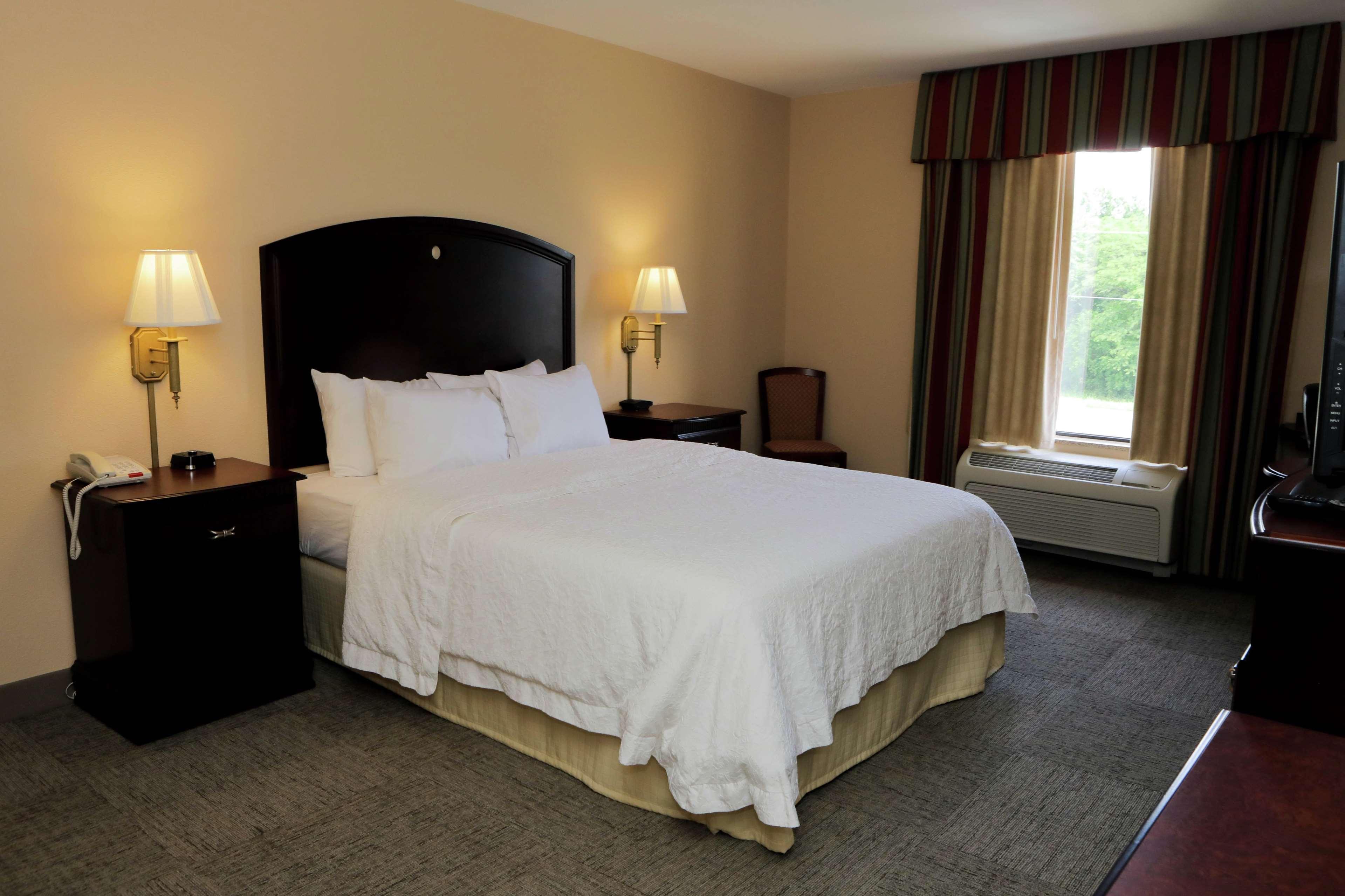 Hampton Inn By Hilton Clinton Kültér fotó