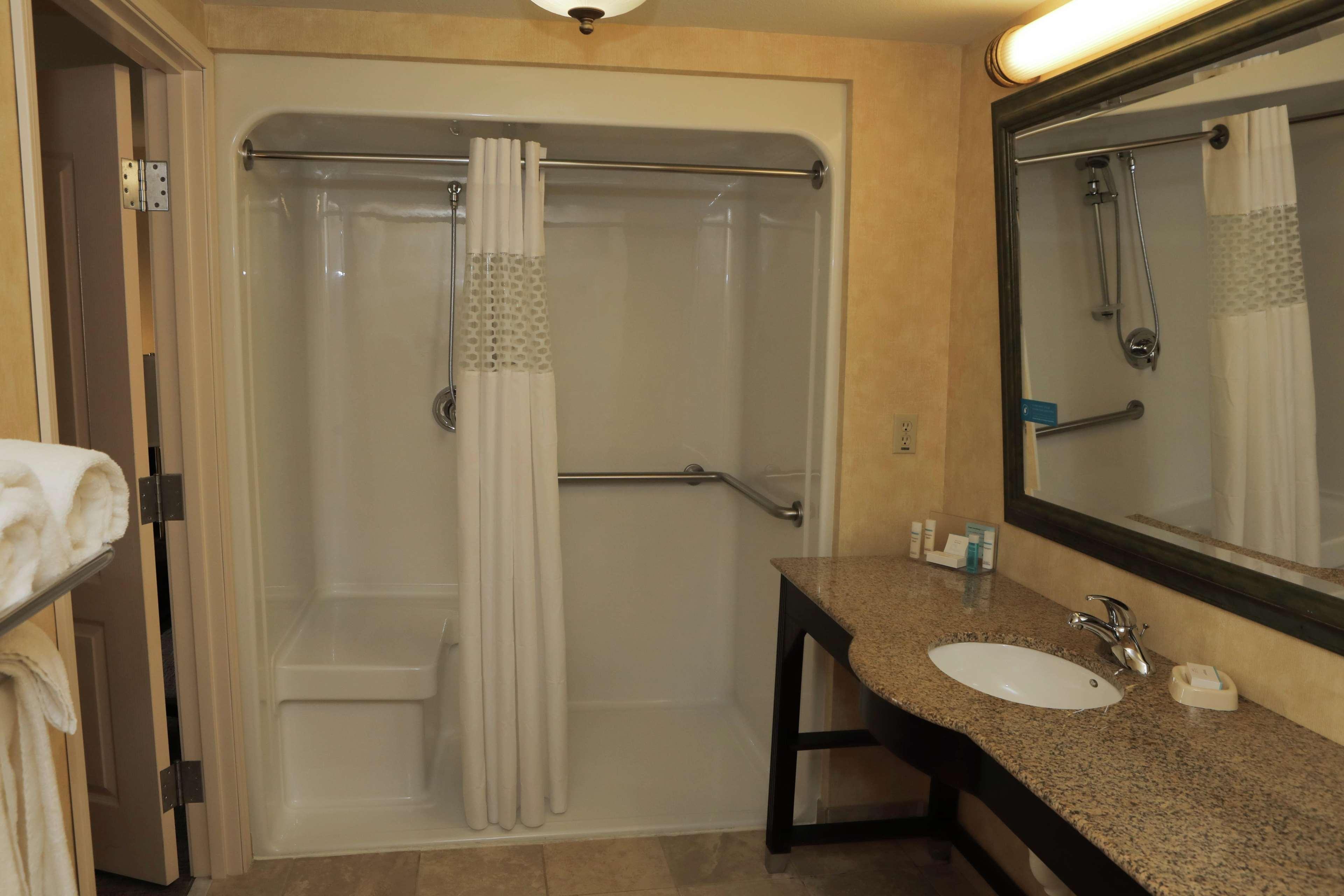 Hampton Inn By Hilton Clinton Kültér fotó