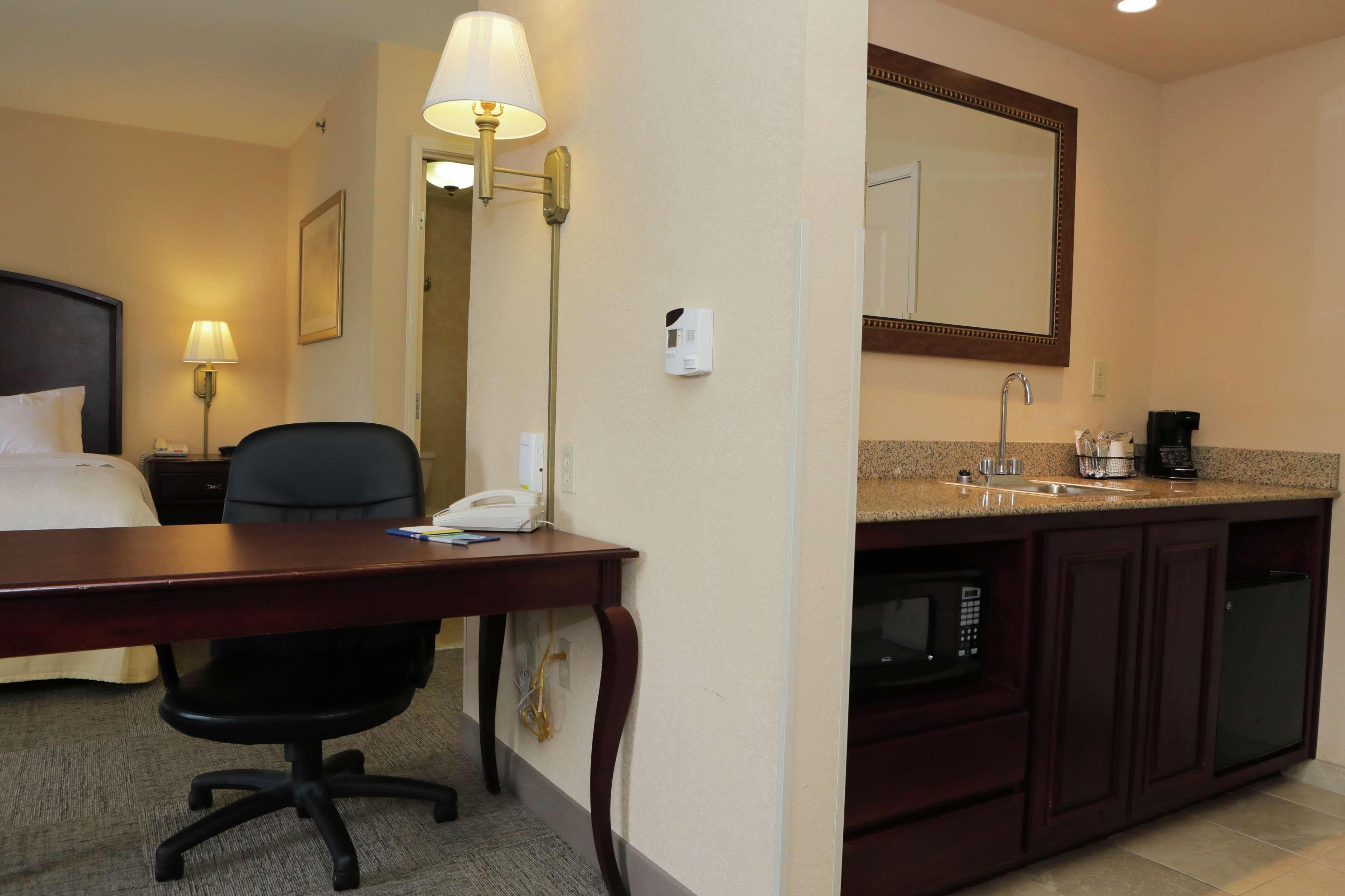 Hampton Inn By Hilton Clinton Kültér fotó