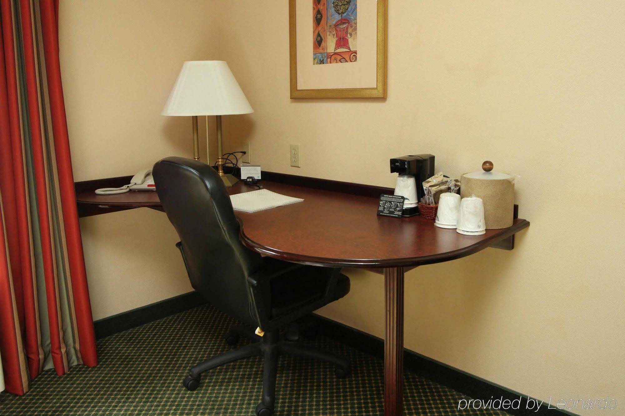 Hampton Inn By Hilton Clinton Kültér fotó